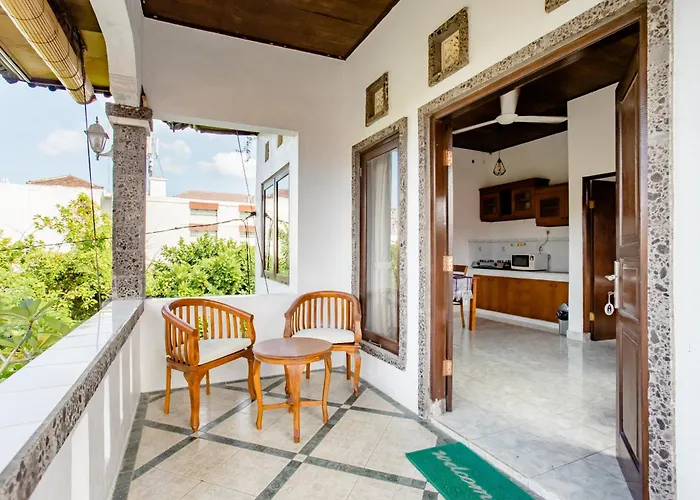 招待所 Rumah Akira 塞米亚克