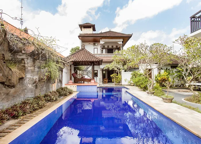 Rumah Akira 招待所