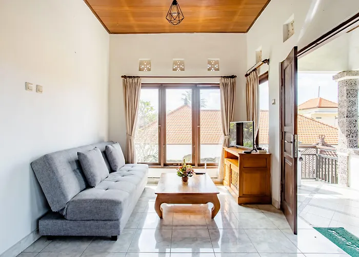 Guest house Rumah Akira Seminyak (Bali)