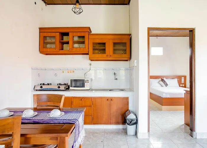 Guest house Rumah Akira Seminyak (Bali)