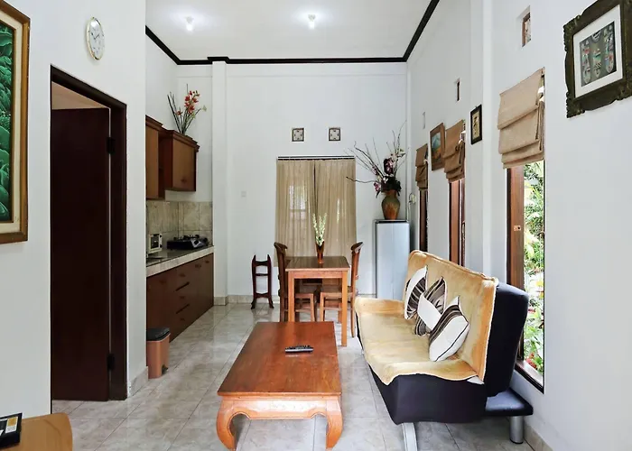 Rumah Akira Seminyak (Bali)