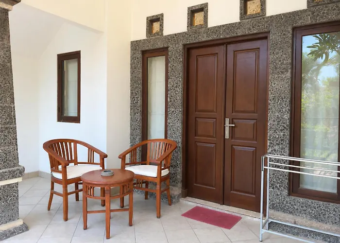 Rumah Akira Guest house